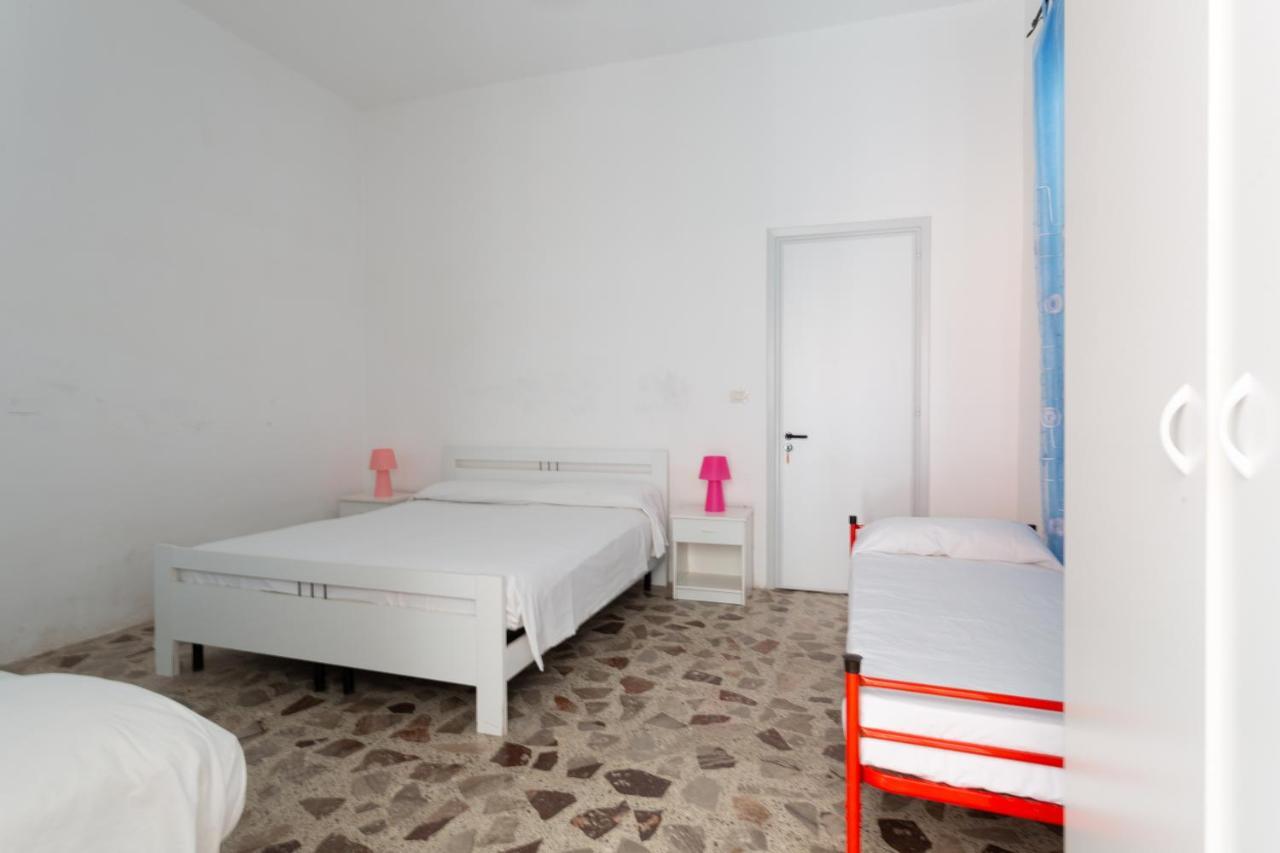Appartamento Fronte Mare E Spiaggia Torre Mozza Exterior foto